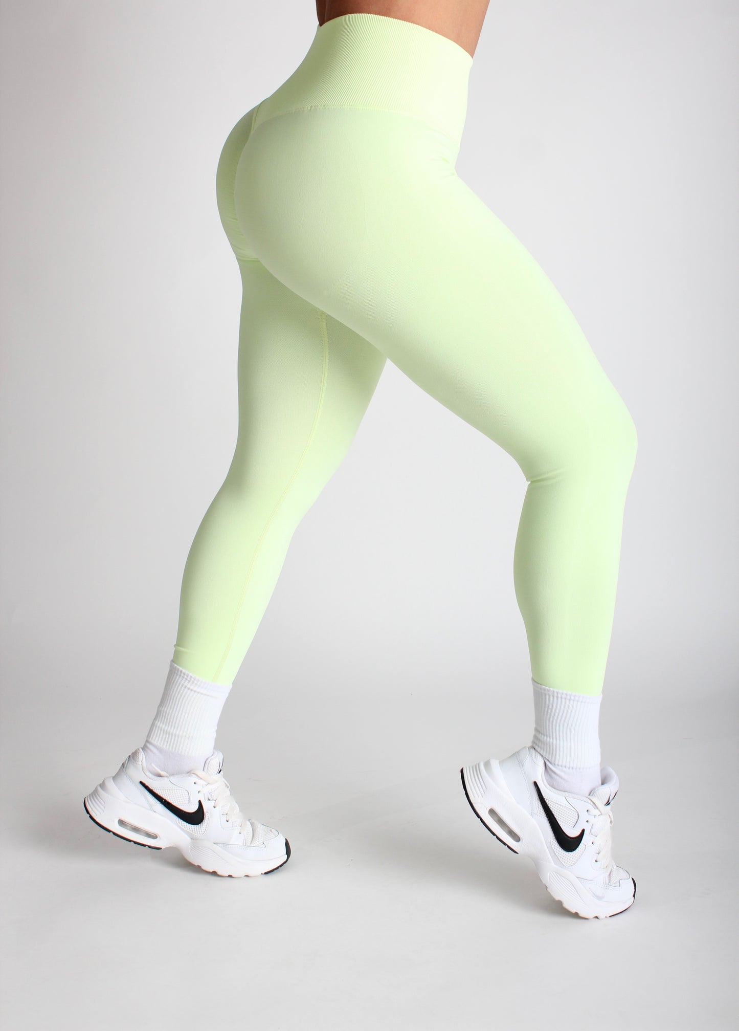 Bananarama Candy Scrunch Legging (7271912571065)